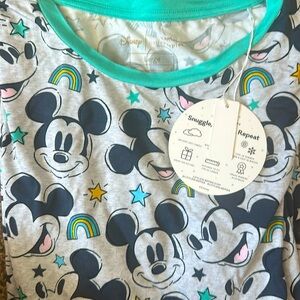 Little sleepies Men’s Large Mickey shirt
